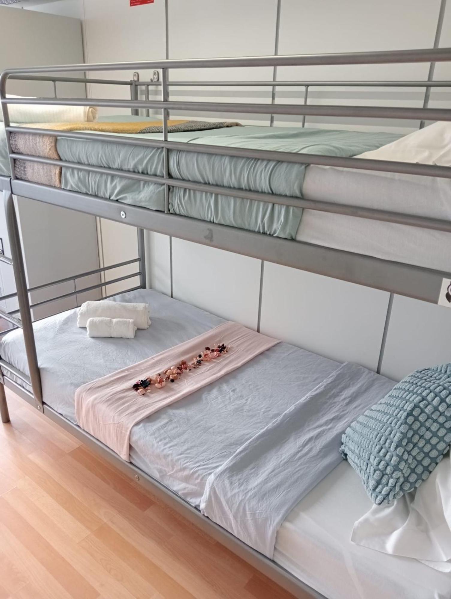 Bed in 6-Bed Mixed Dormitory Room,1499496235:JPEG